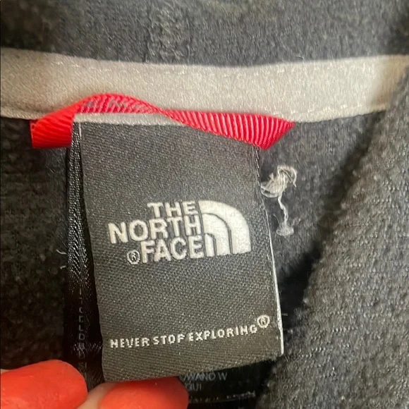 The North Face Charcoal Ski & Snow Jacket - Picture 2 of 5